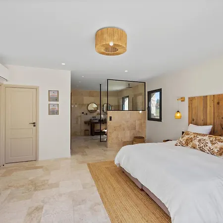 Les Roches Luxueuse Avec Piscine 5 Minutes De Deauville *